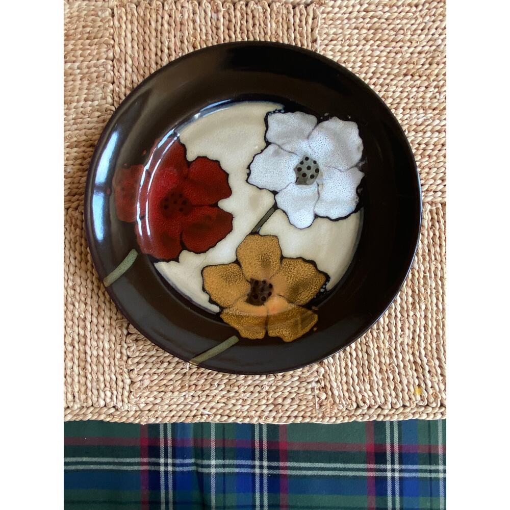 Pfaltzgraff Studio Sarina Black Floral Pattern 8-1/2" Lunch Plate
